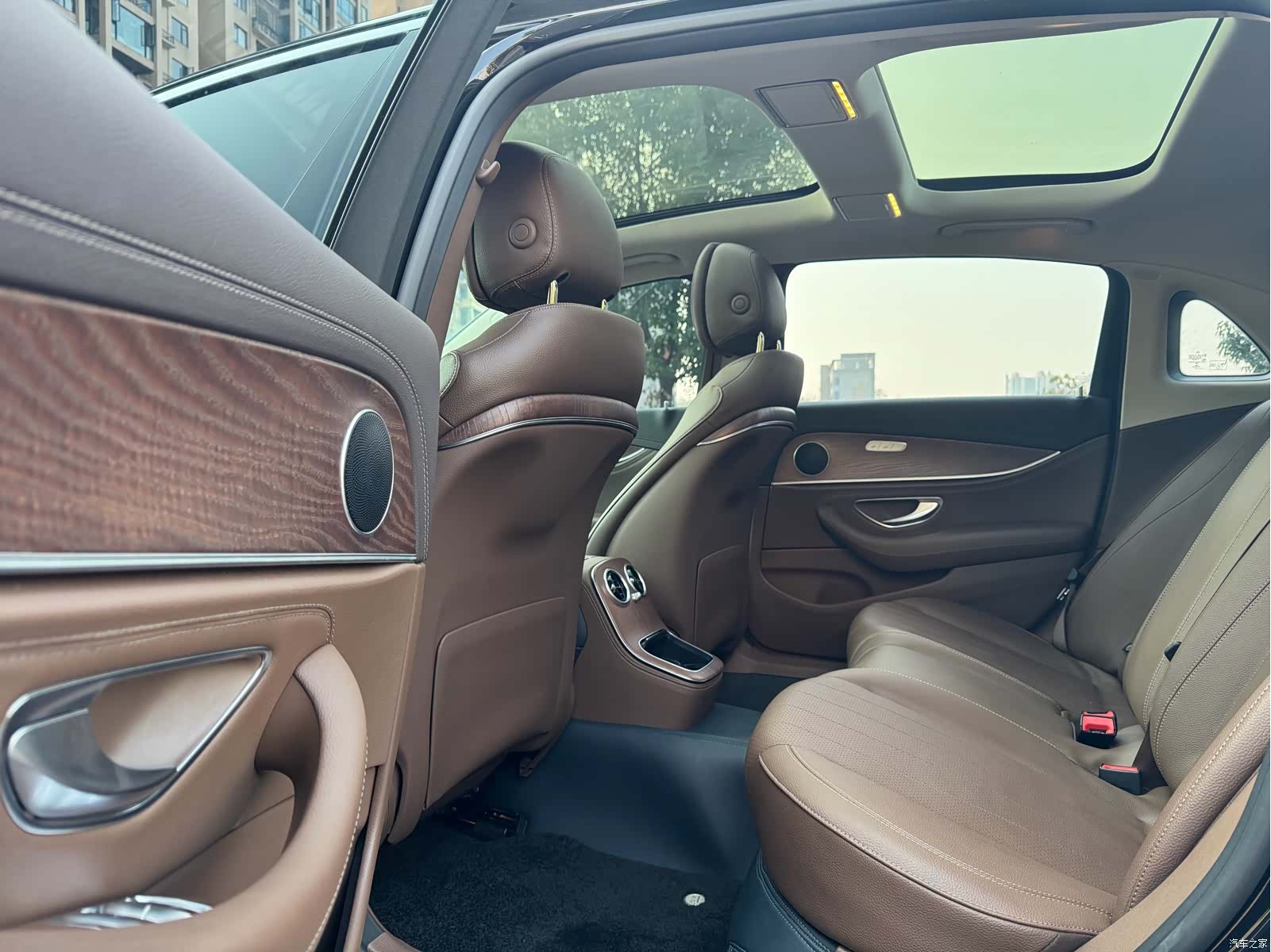 Mercedes-Benz E-Class, 2022 7