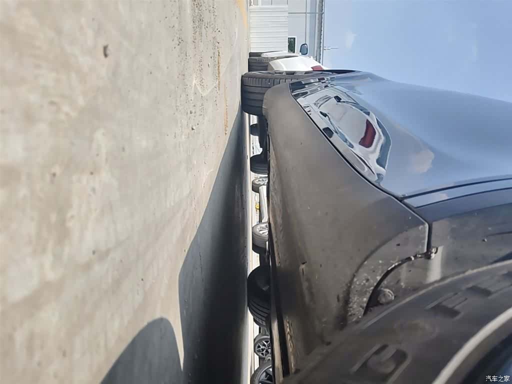 Tesla Model Y, 2022 21