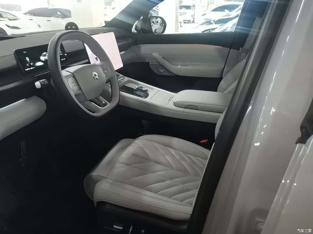 NIO ES6, 2025 15