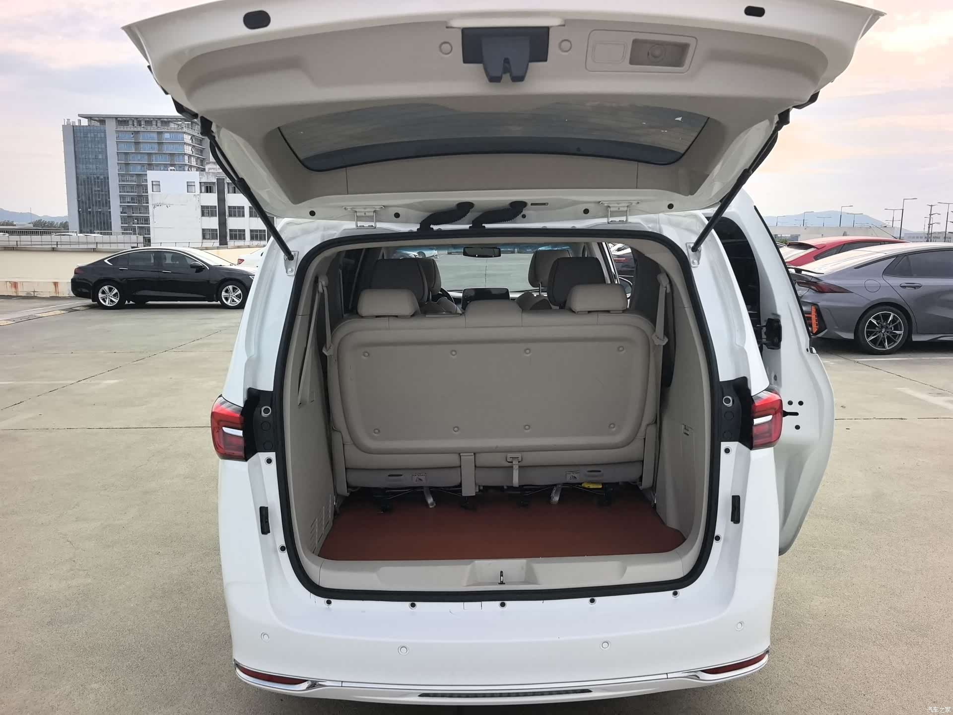 Buick GL8, 2022 15