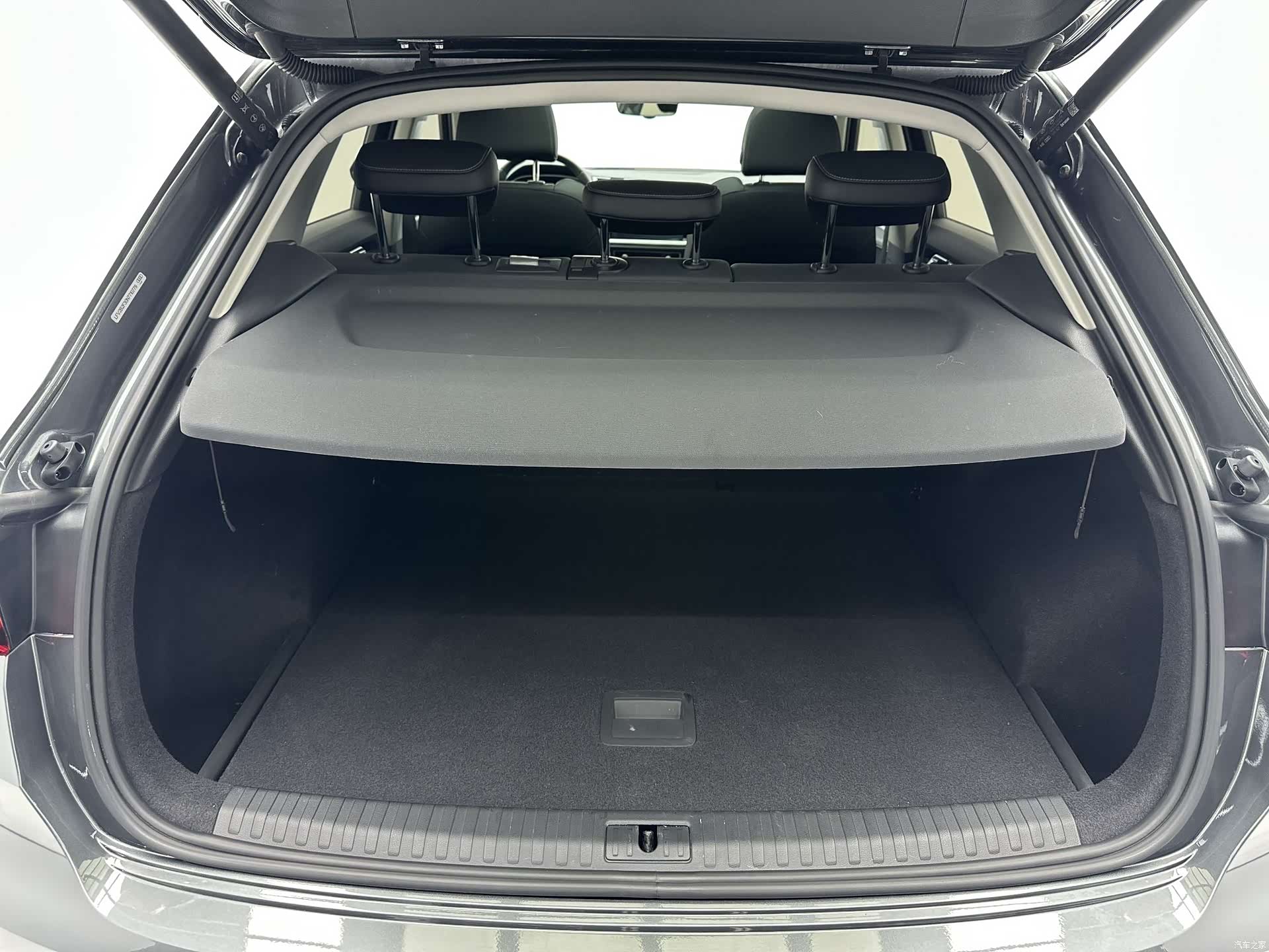 Audi Q3, 2022 18