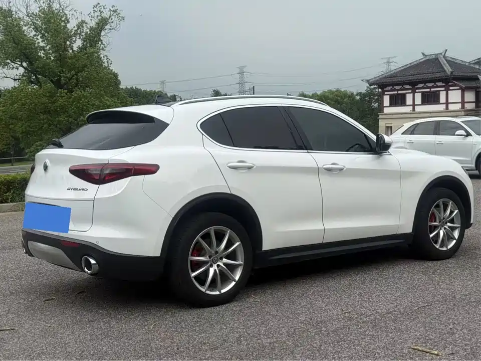 Alfa Romeo Stelvio