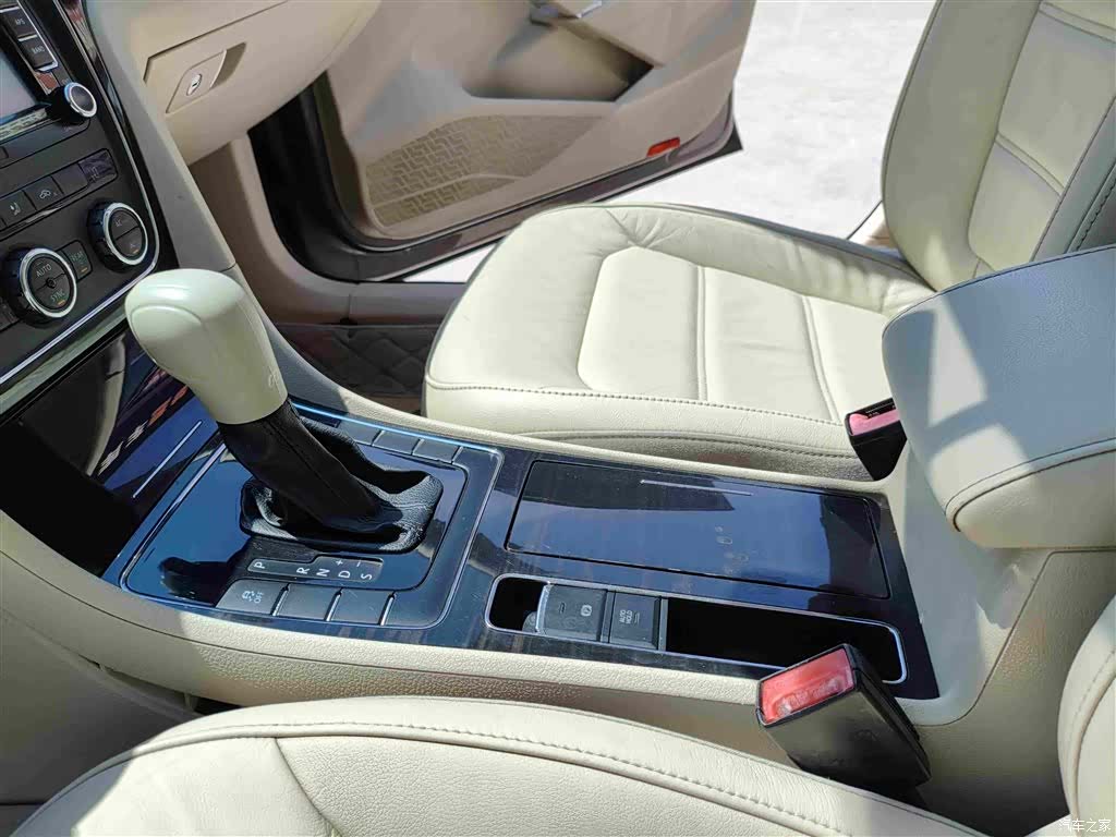 Volkswagen Passat, 2012 14