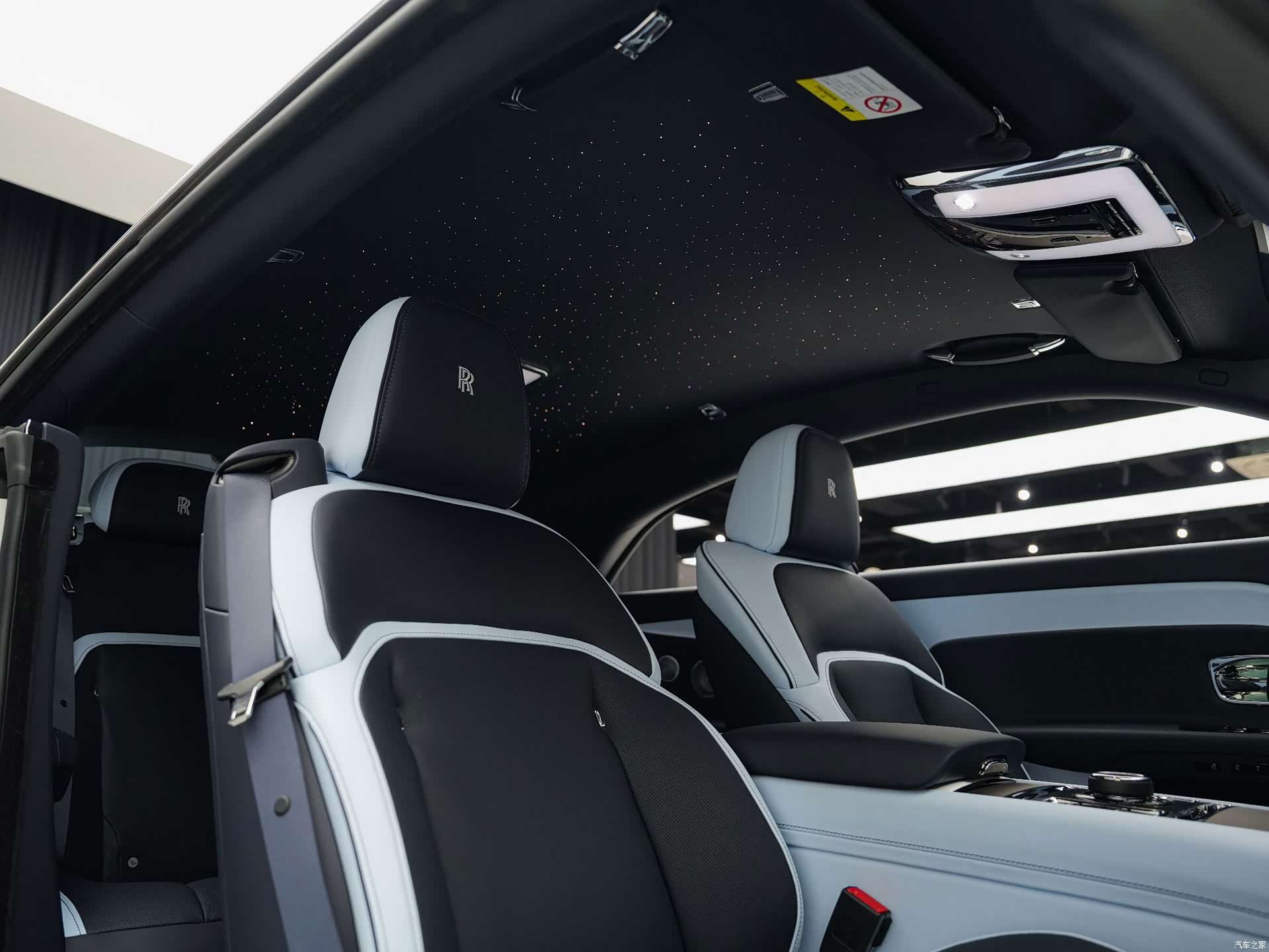 Rolls-Royce Spectre, 2026 19