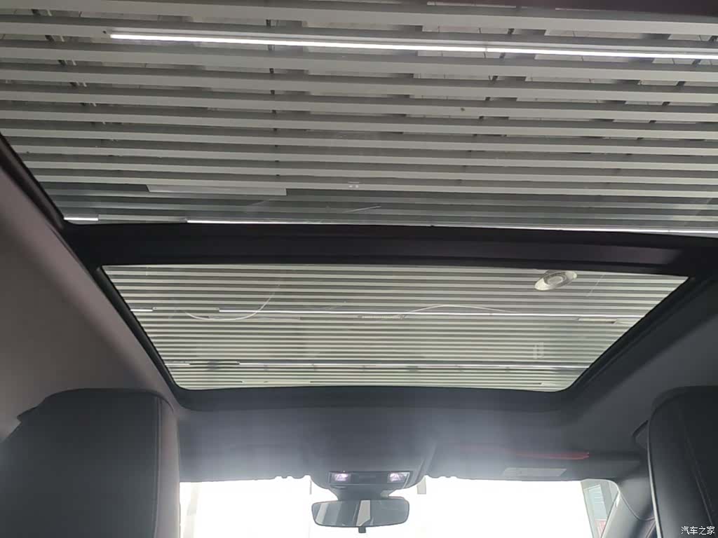 Audi Q4 e-tron, 2023 18