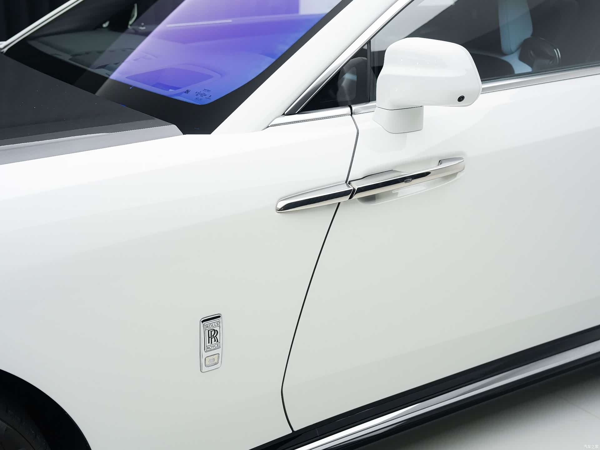 Rolls-Royce Spectre, 2026 12