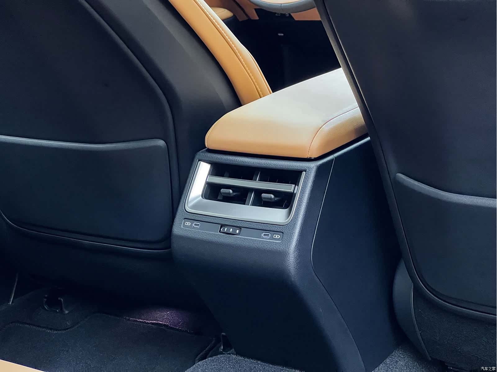 Lexus ES, 2026 20