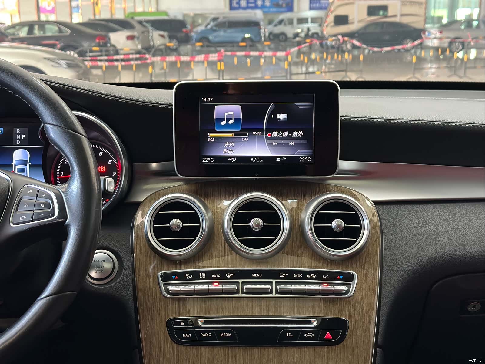 Mercedes-Benz GLC, 2018 11