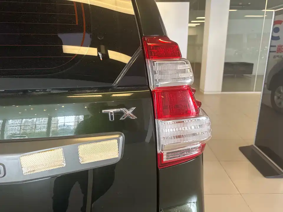 Toyota Prado