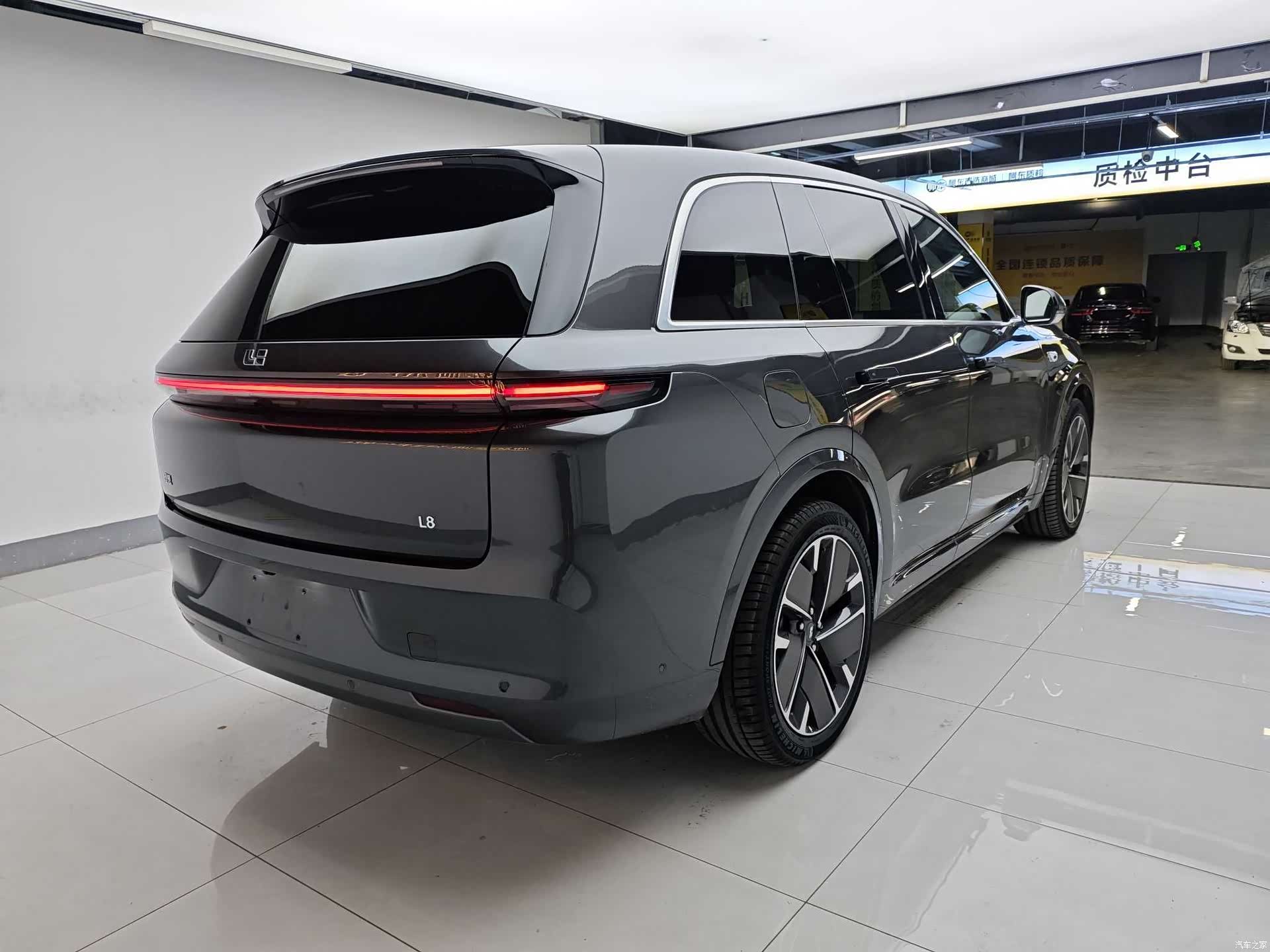 Li Auto L8, 2025 все фото