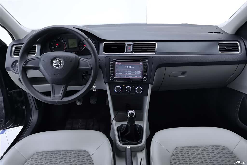 Skoda Rapid, 2016 12