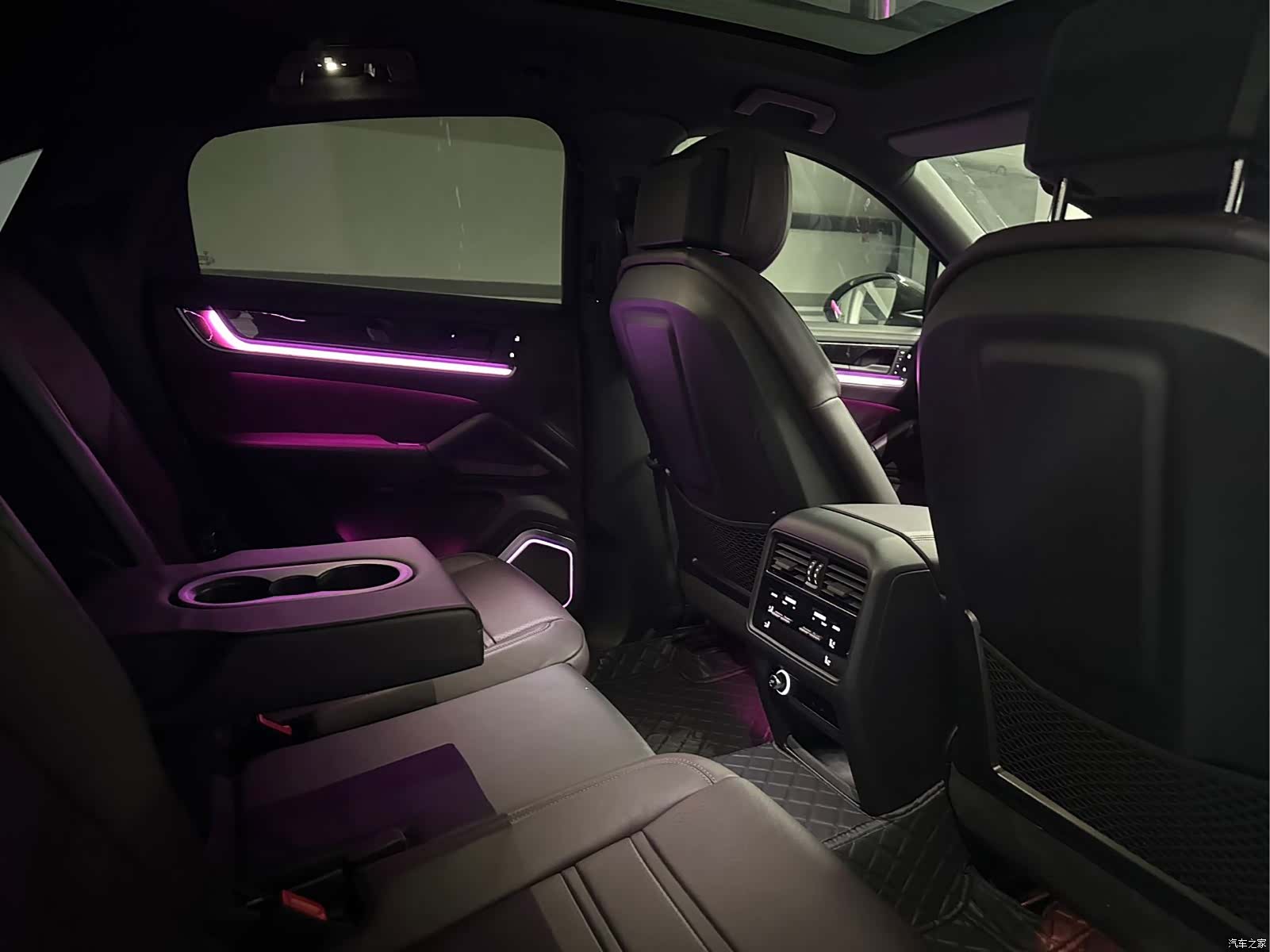 Porsche Cayenne, 2025 21
