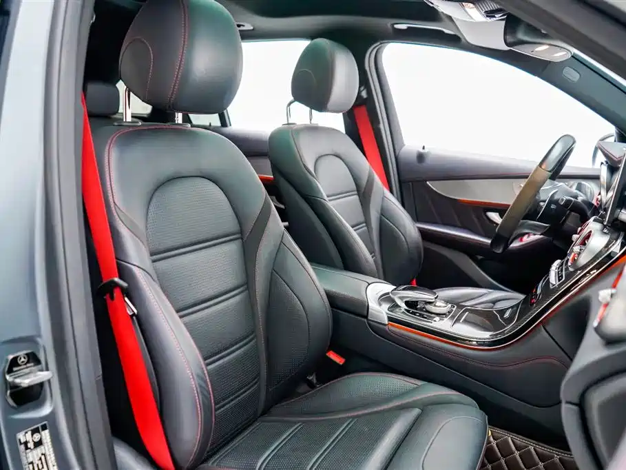 Mercedes-Benz GLC AMG