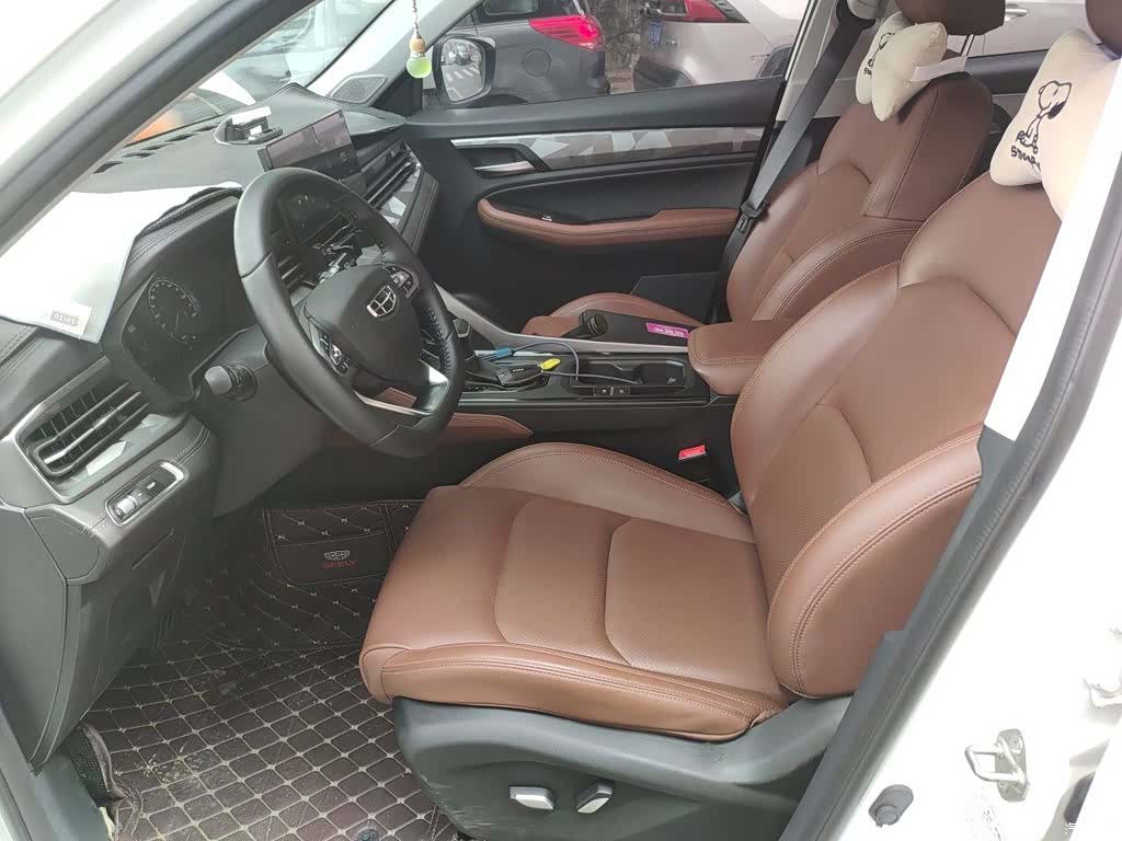 Geely X6, 2023 11