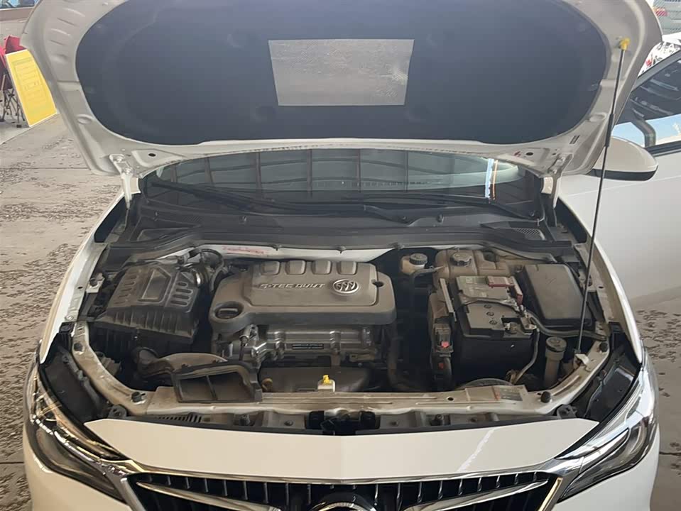 Buick Yinglang