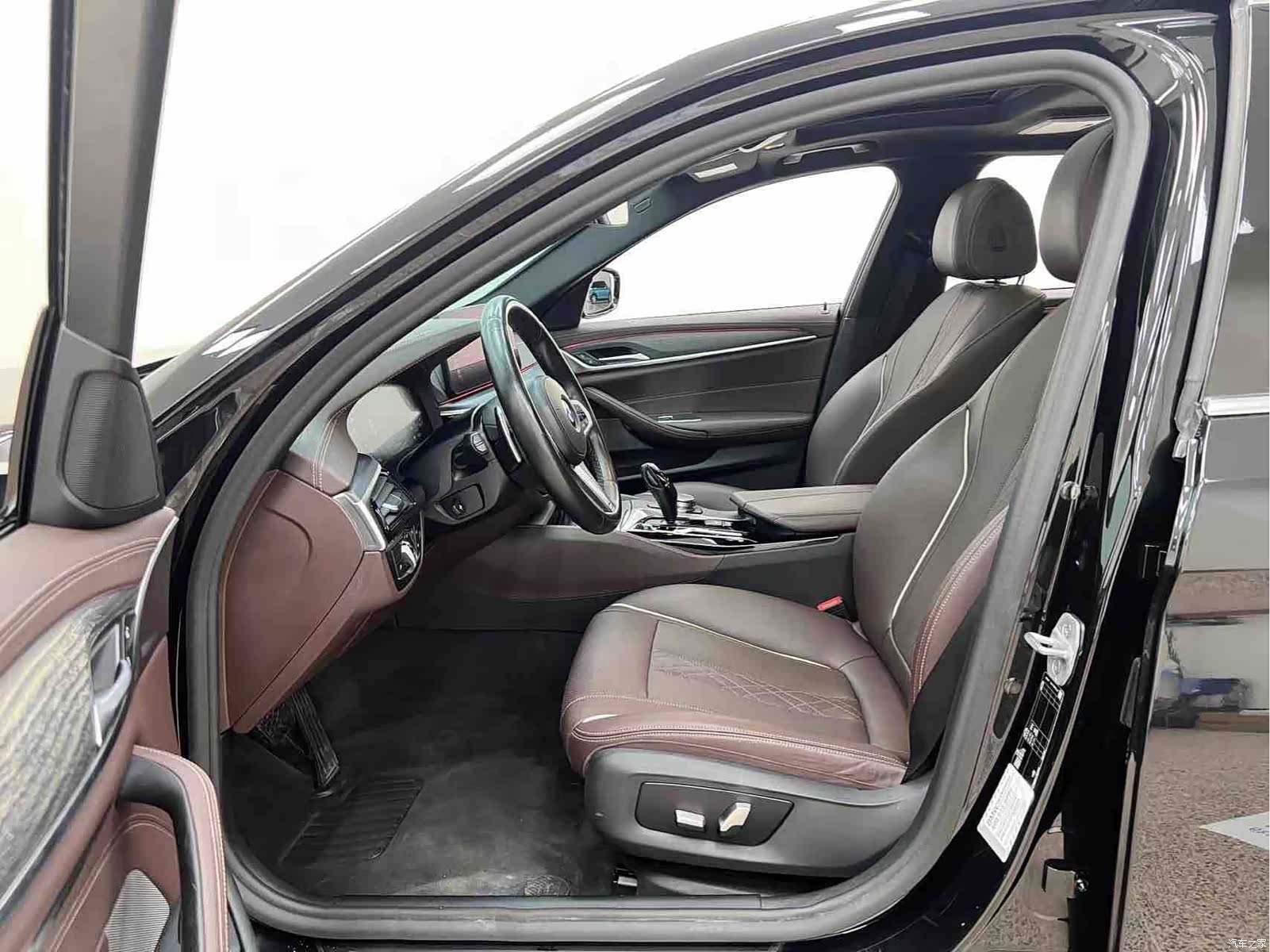 BMW 5 Series, 2021 8