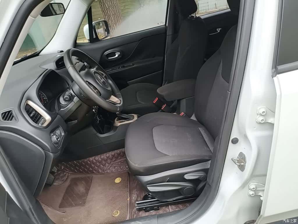 Jeep Renegade, 2016 15