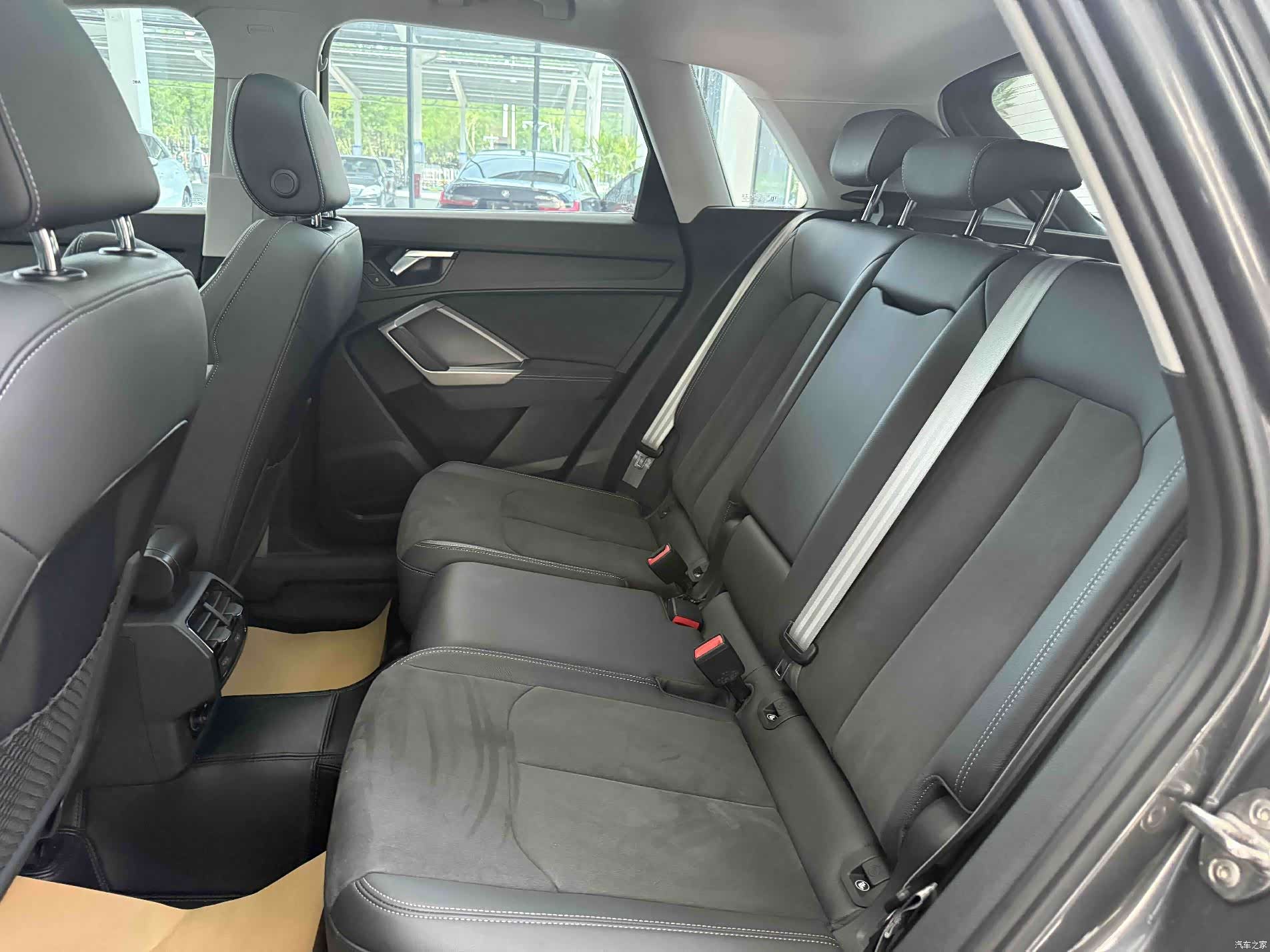 Audi Q3, 2023 16