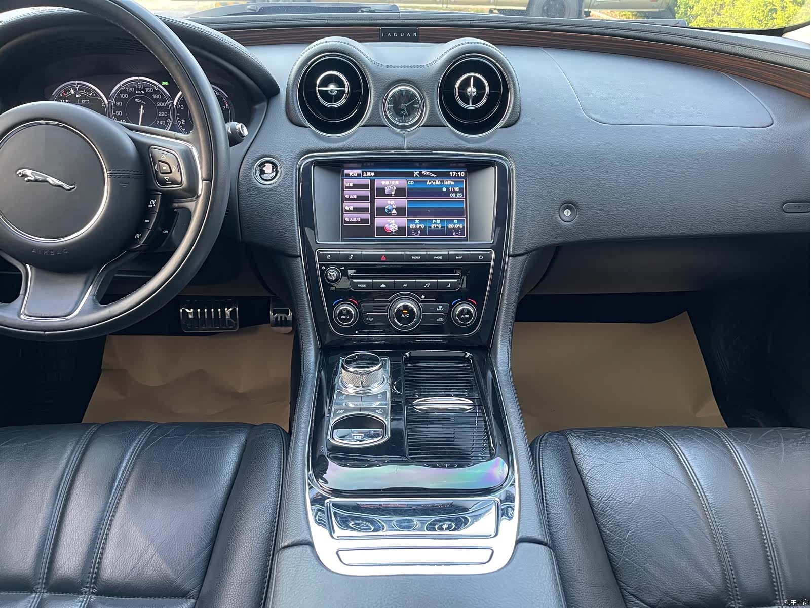 Jaguar XJ, 2014 18