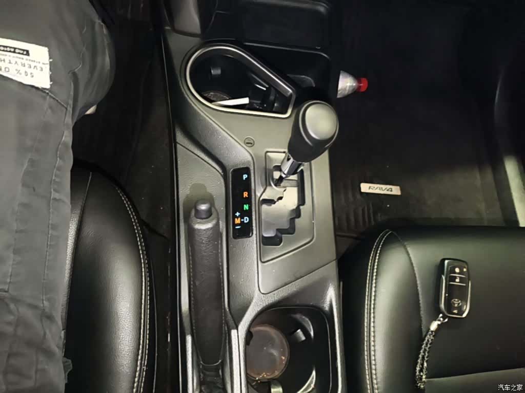 Toyota RAV4, 2017 14
