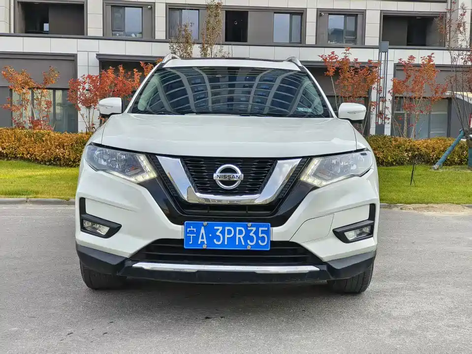Nissan Qijun