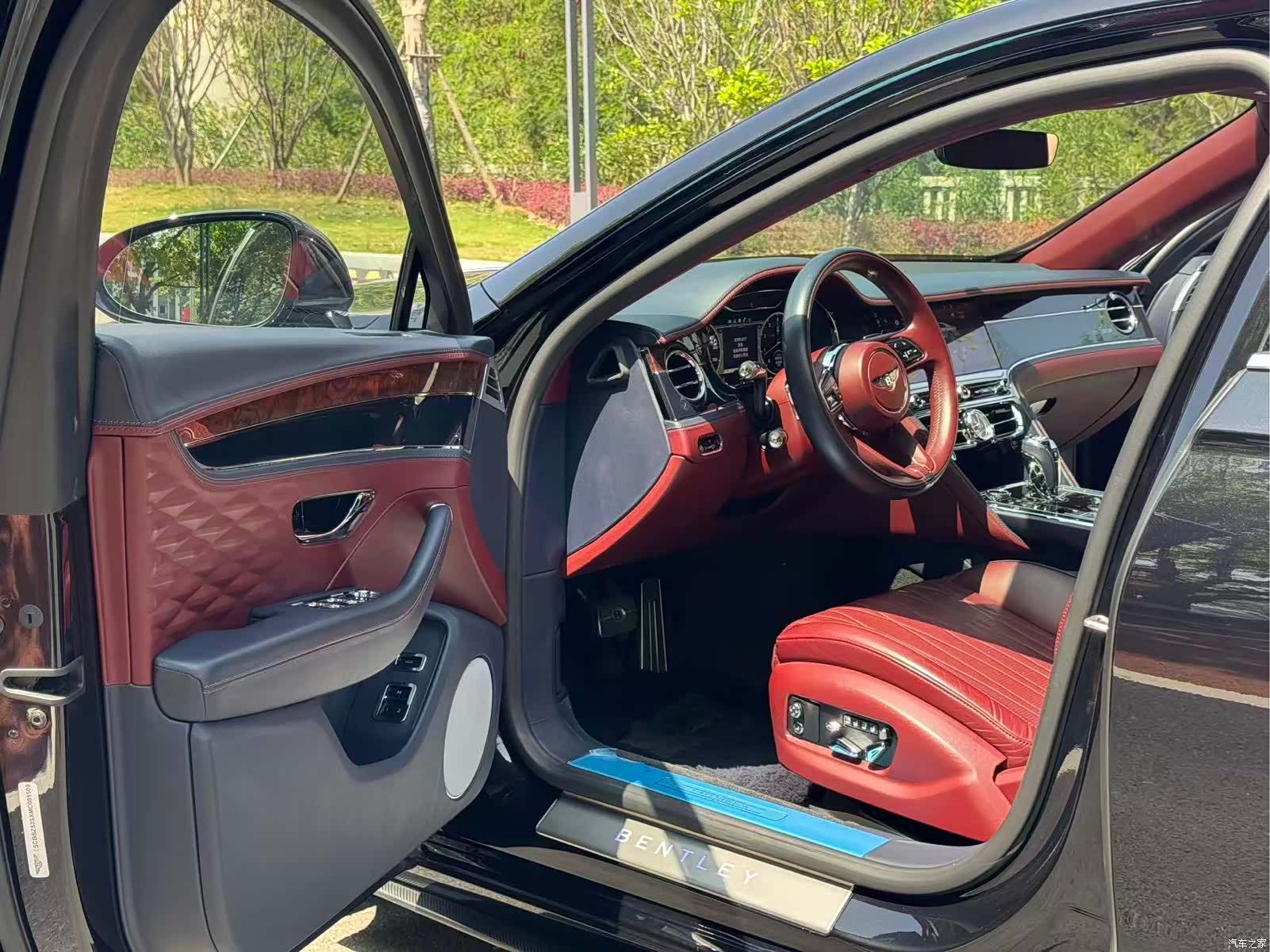 Bentley Flying Spur, 2021 4