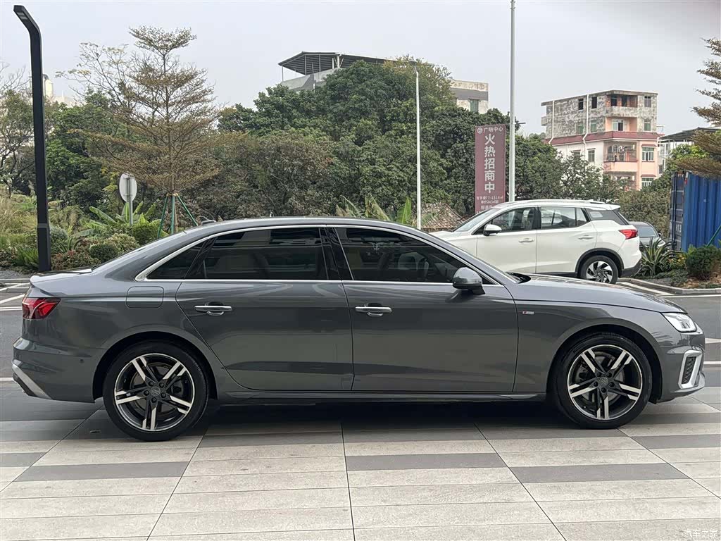 Audi A4L, 2022 23
