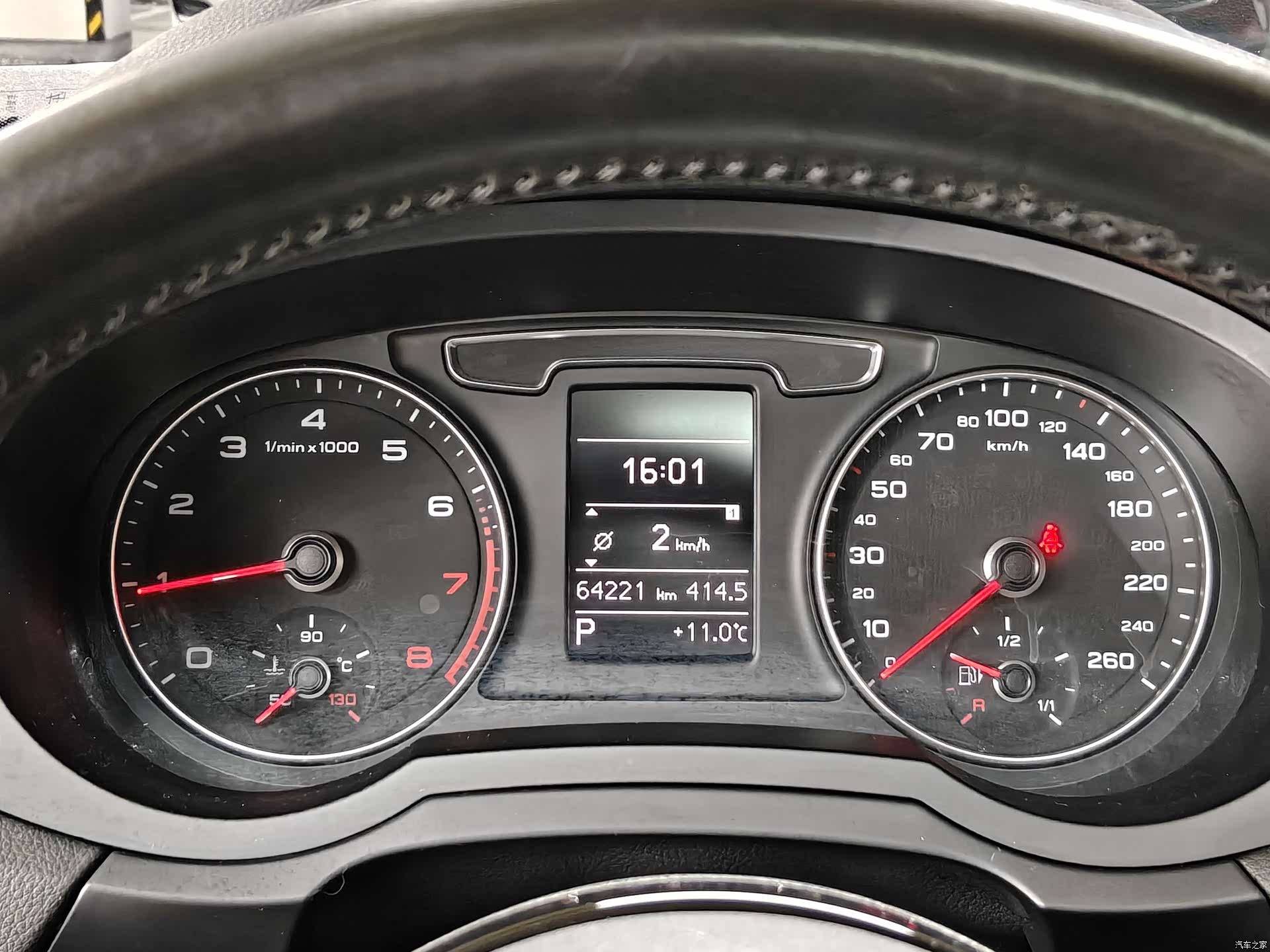 Audi Q3, 2016 10