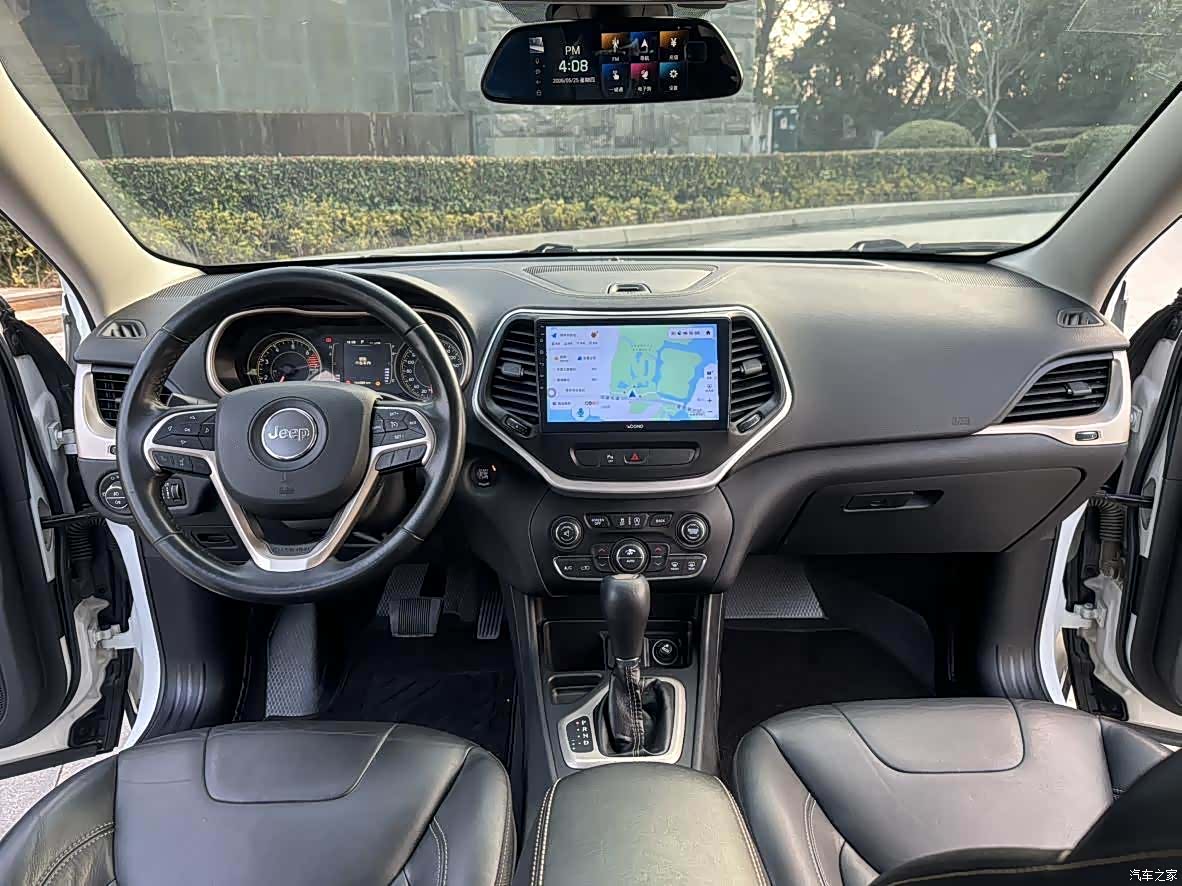 Jeep Cherokee, 2015 12