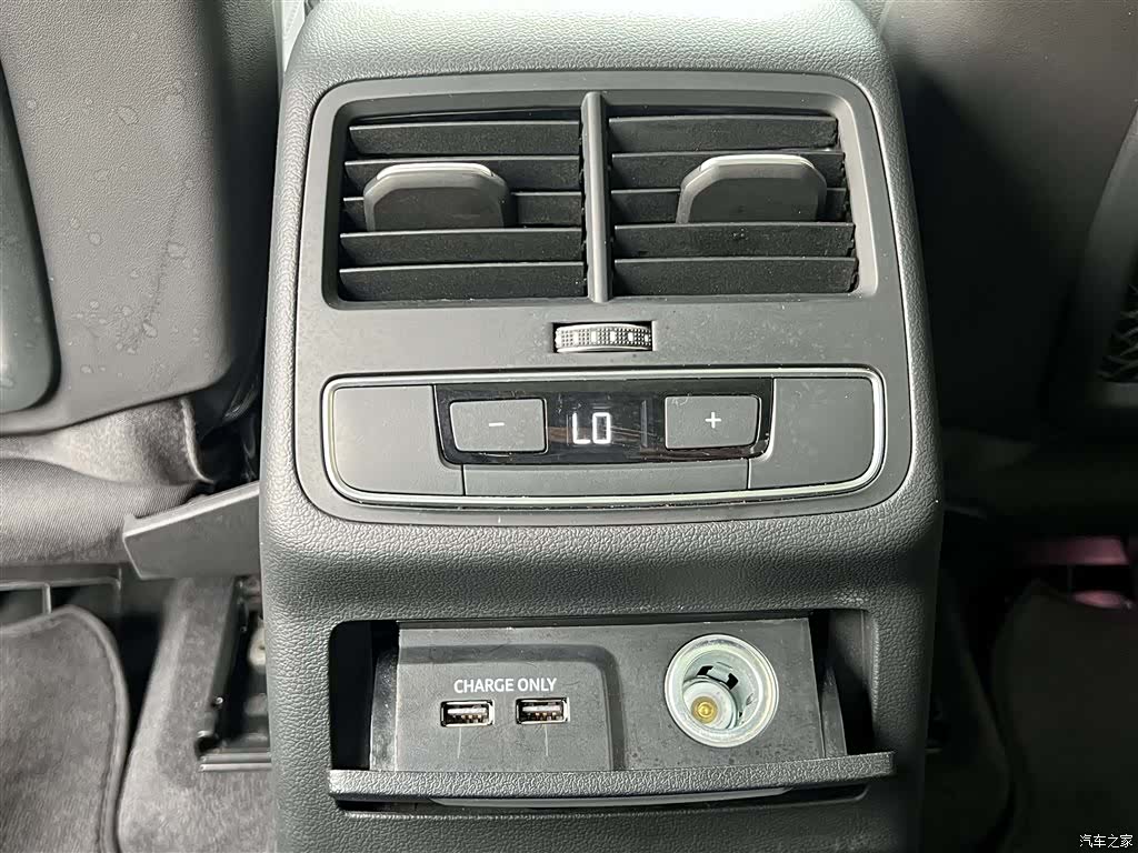 Audi A4L, 2022 18
