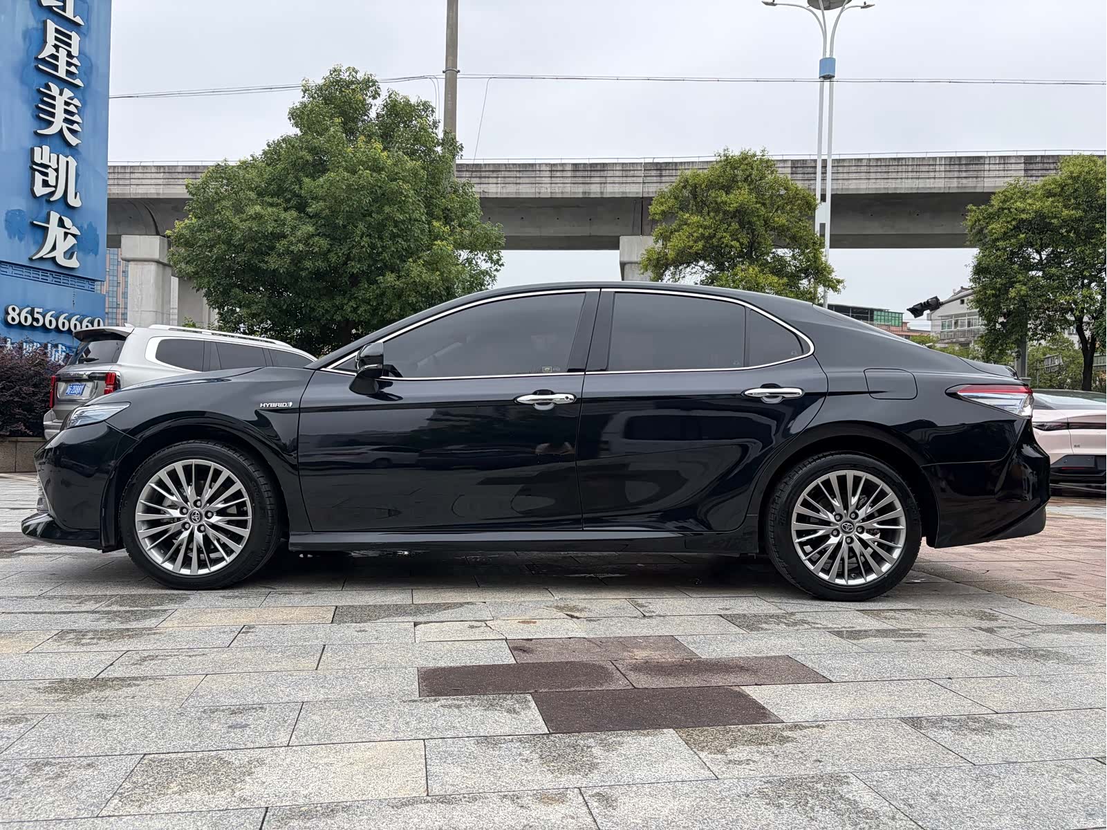 Toyota Camry, 2020 3