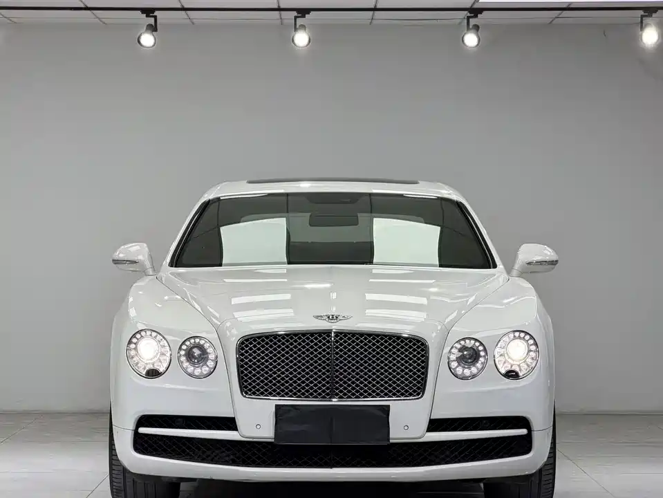 Bentley Flying