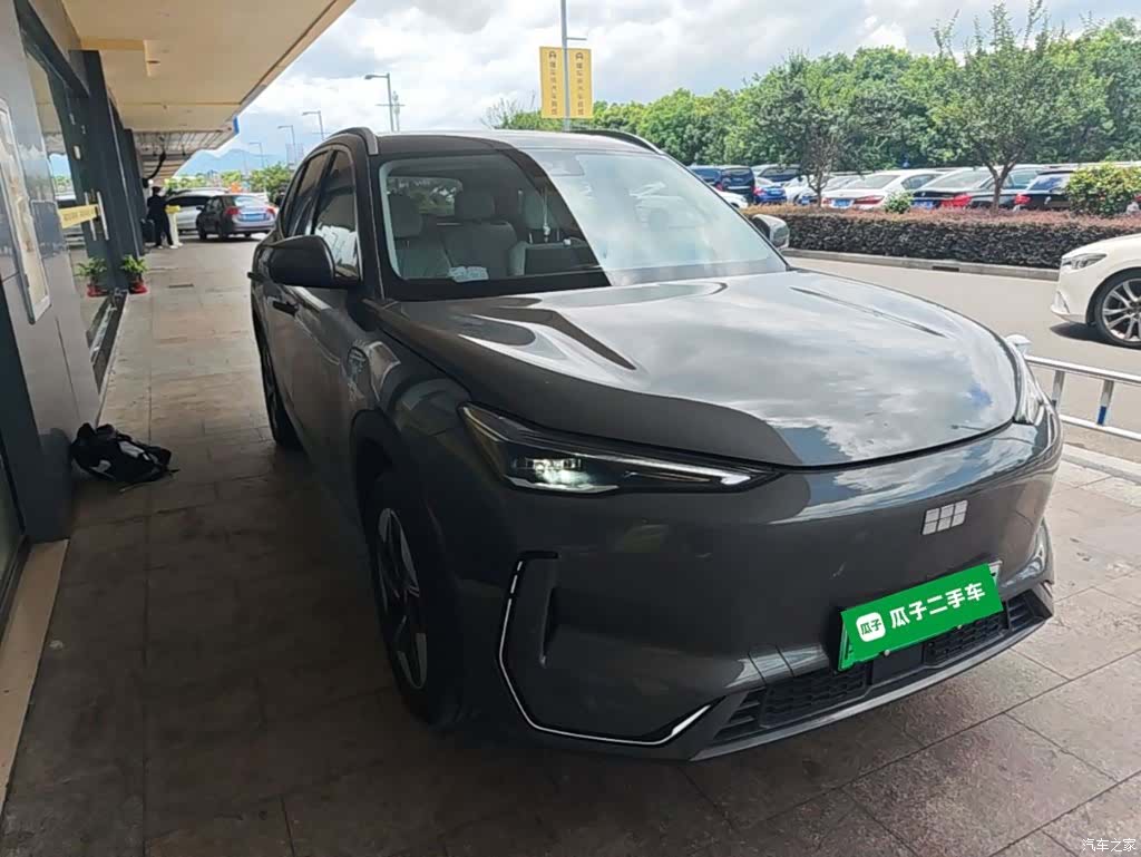 Geely Galaxy E5, 2025 4