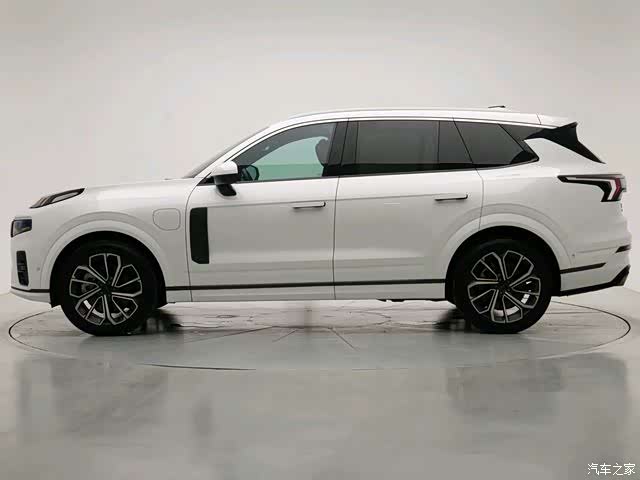 Lynk & Co 02, 2023 4