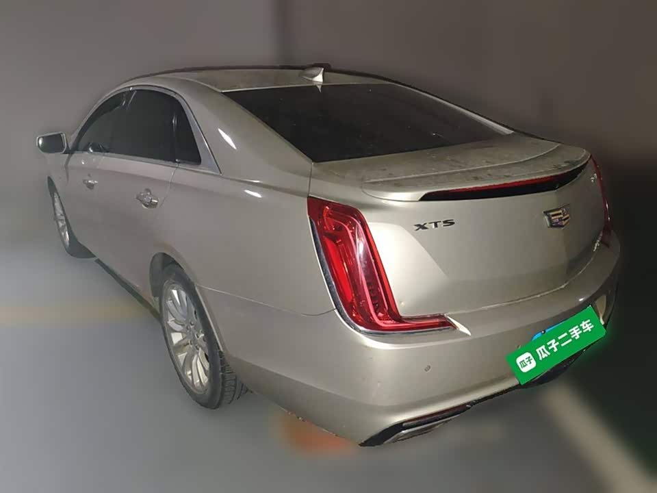 Cadillac XTS