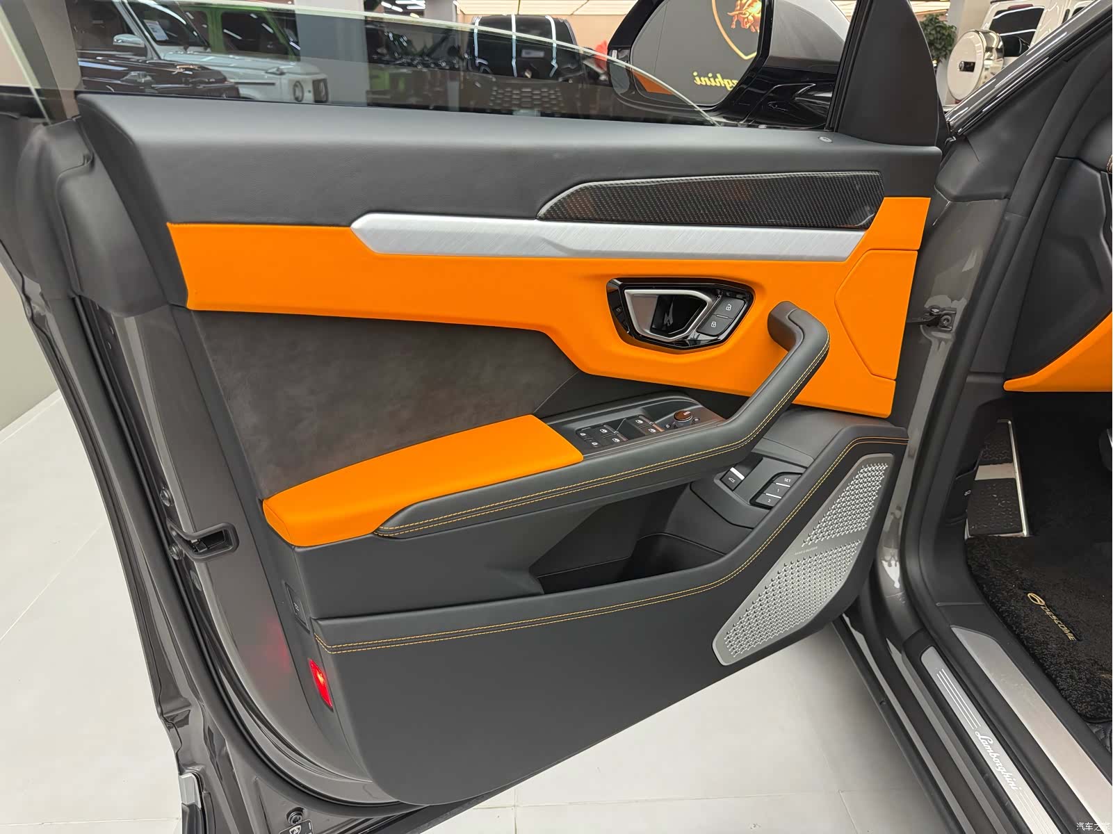 Lamborghini Urus, 2022 17