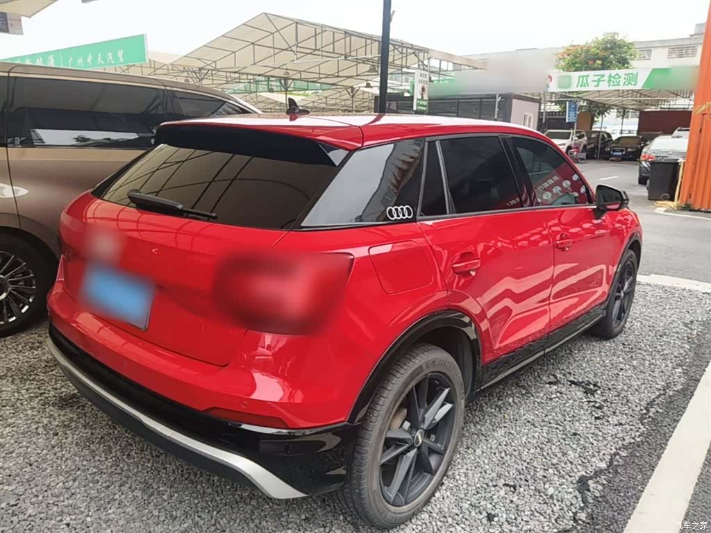 Audi Q2L, 2019 6