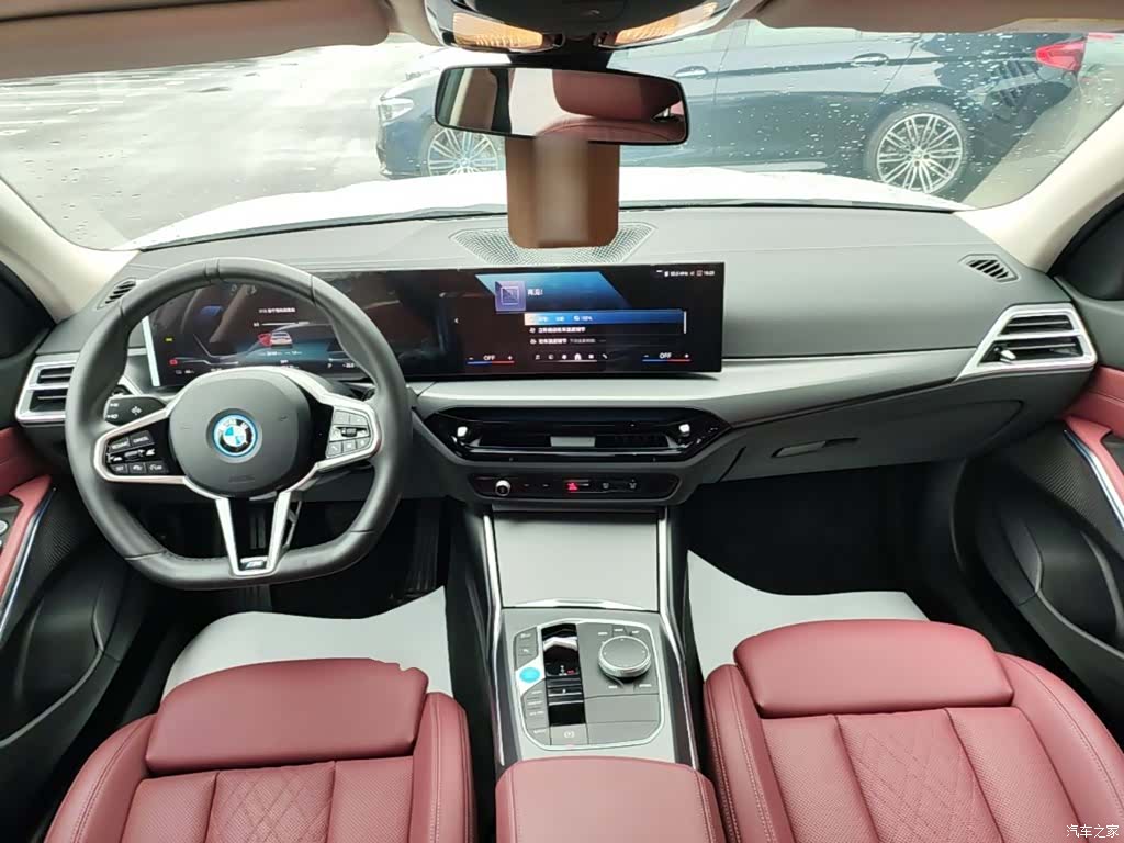 BMW i3, 2025 10