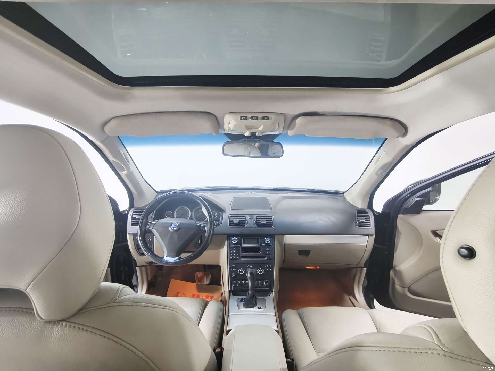 Volvo XC90, 2013 10