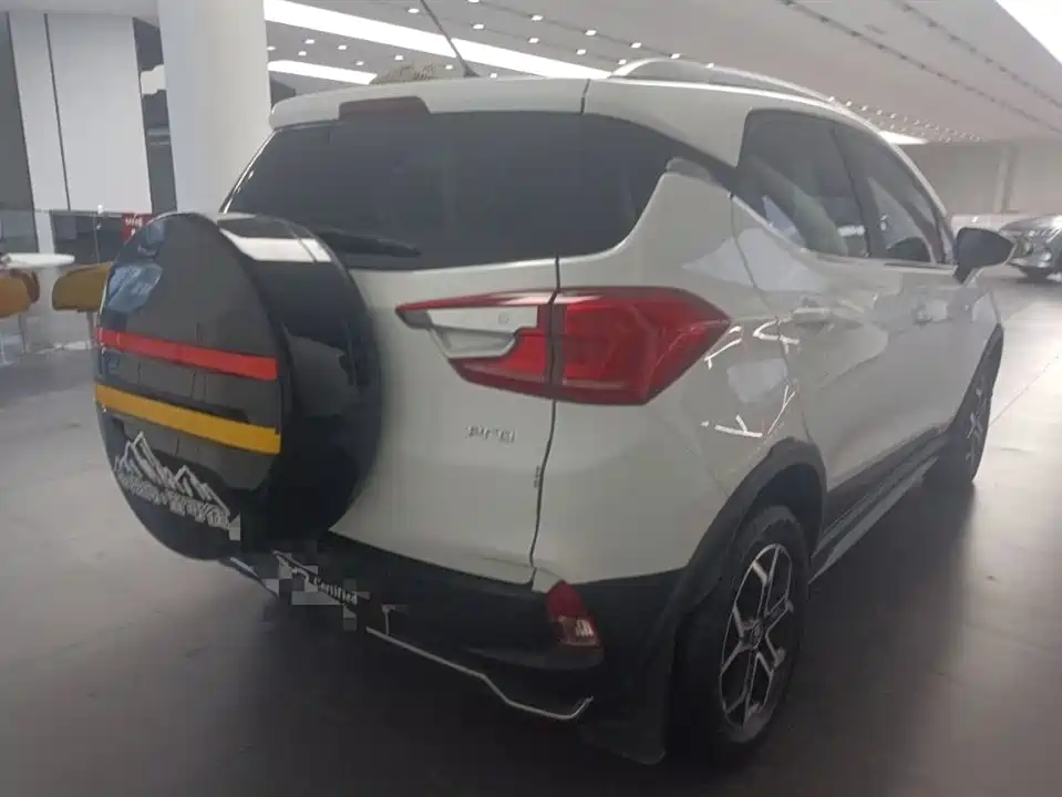 BYD Yuan Pro BYD Yuan Pro