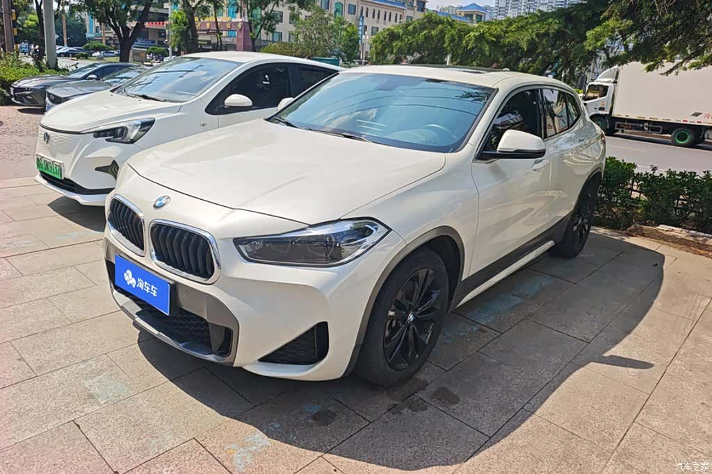 BMW X2, 2021 1