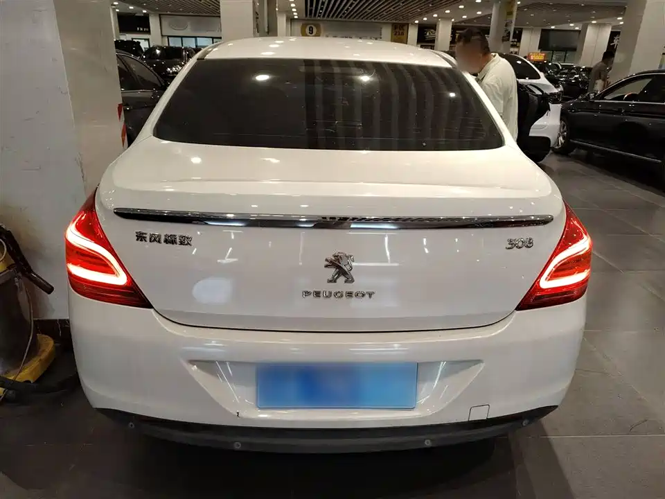 Peugeot 308