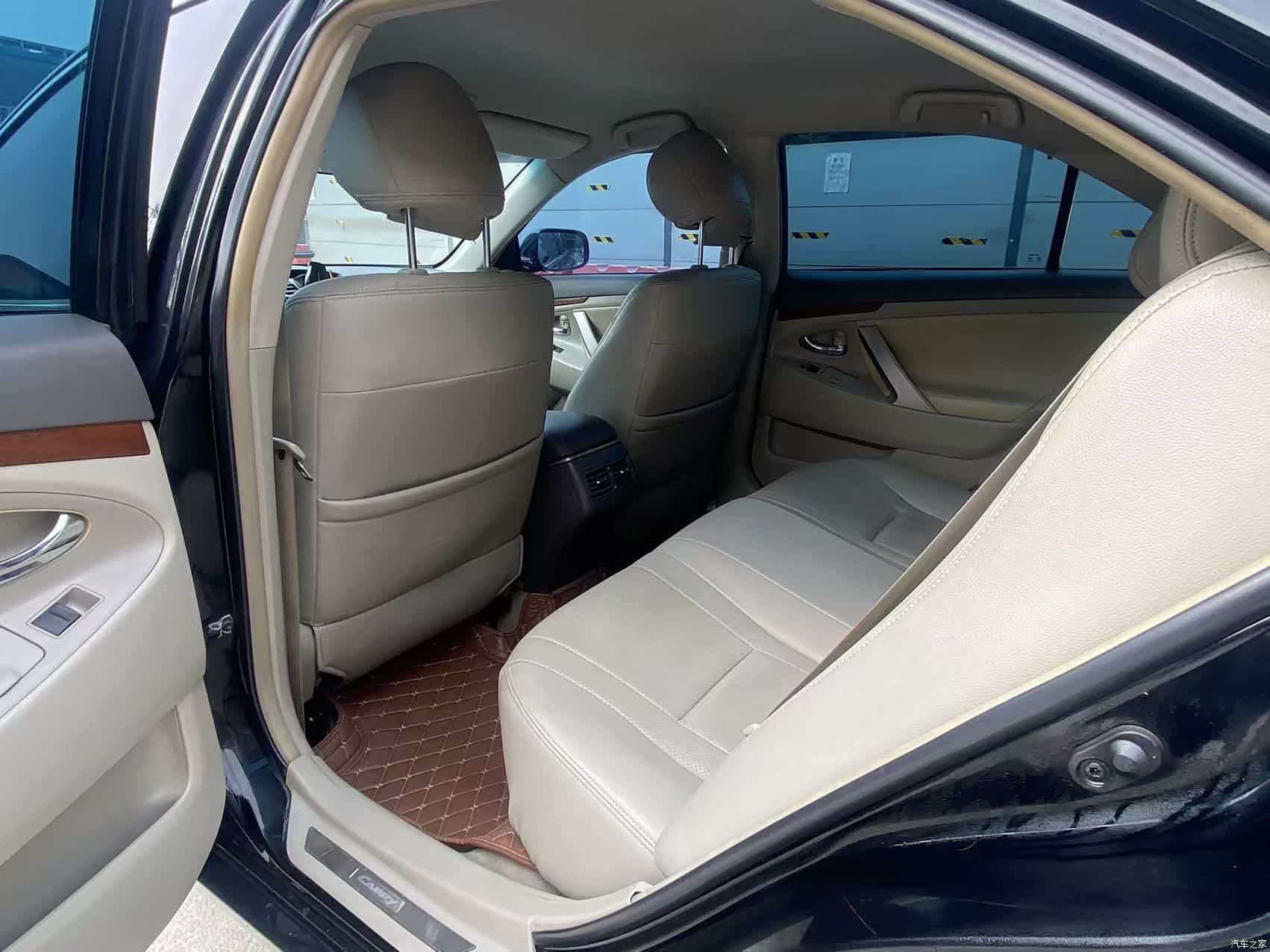 Toyota Camry, 2013 12