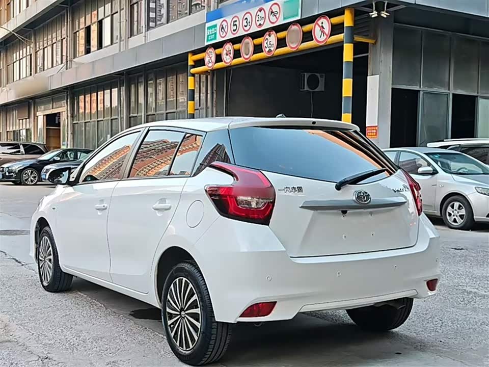 Toyota Vios FS