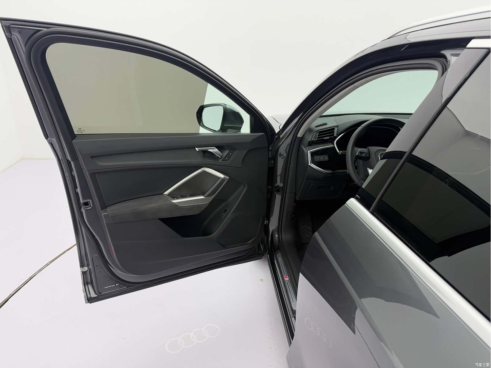 Audi Q3, 2023 20