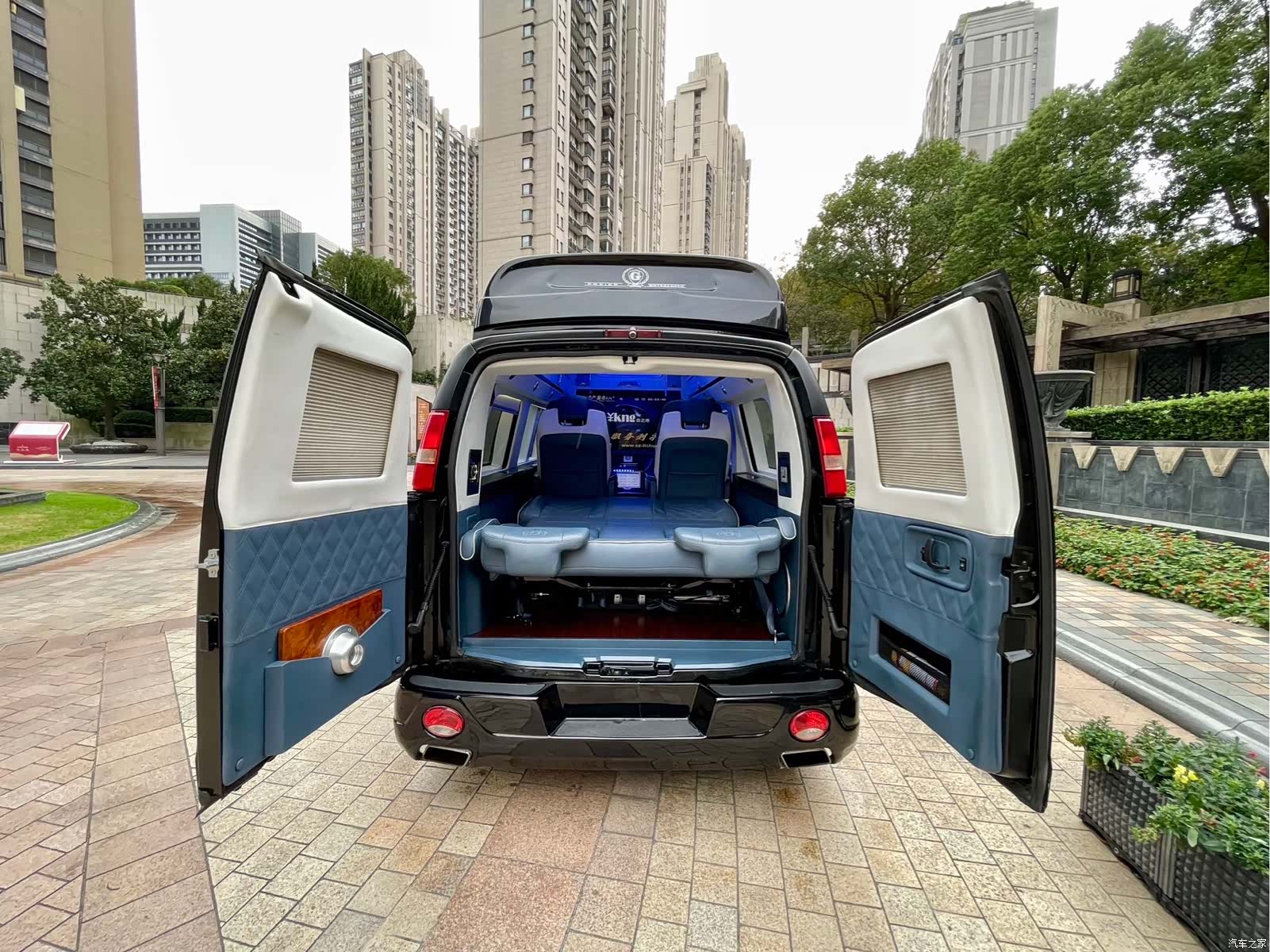 GMC G660S, 2015 16