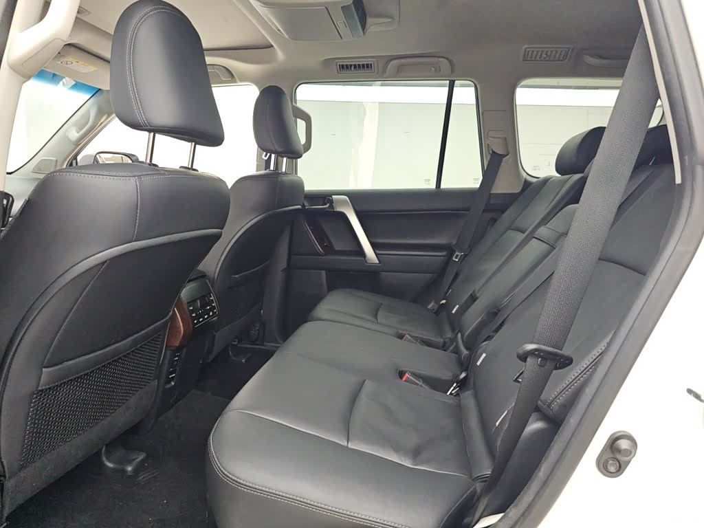 Toyota Prado, 2017 13
