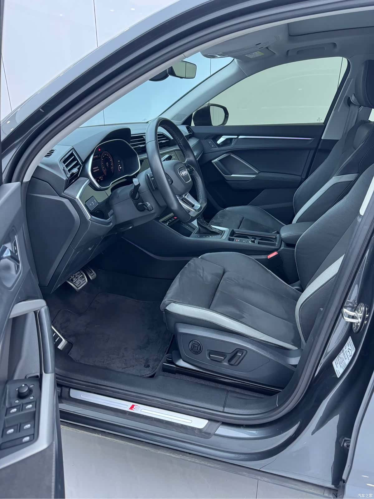 Audi Q3, 2022 7