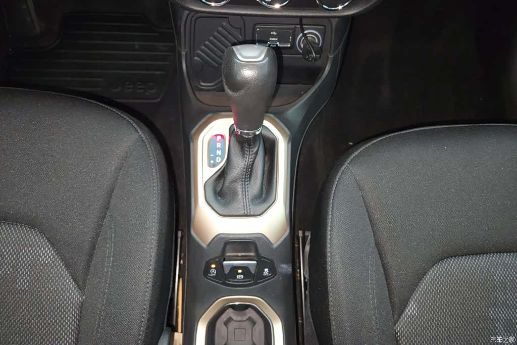 Jeep Renegade, 2017 16