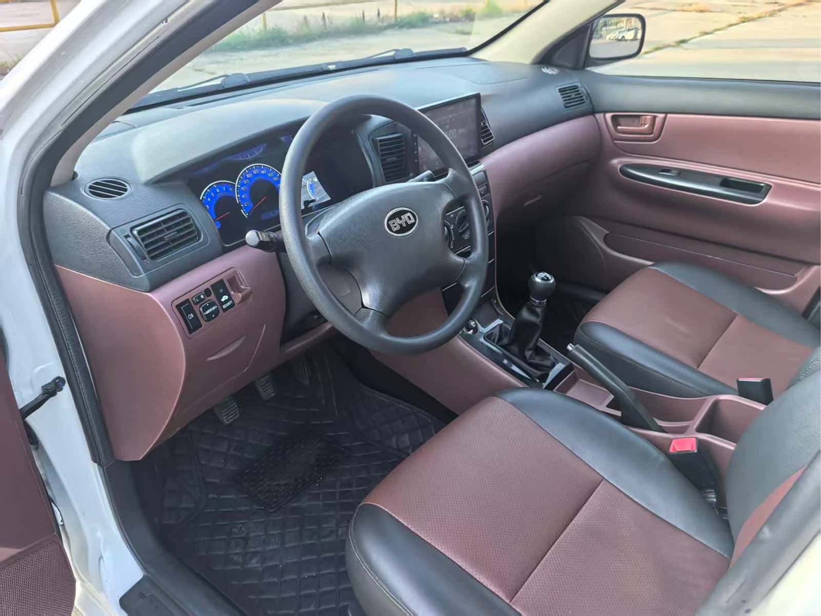 BYD F3, 2017 9